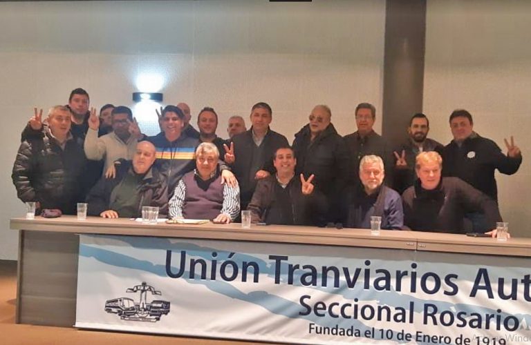 Por agua, aire, rieles y asfalto: gremios del transporte de Rosario se unieron Por agua, aire, rieles y asfalto: gremios del transporte de Rosario se unieron