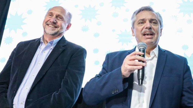 Alberto Fernández: «Lo que Santa Fe genere volverá a Santa Fe… y conmigo se termina la grieta» Alberto Fernández: «Lo que Santa Fe genere volverá a Santa Fe… y conmigo se termina la grieta»