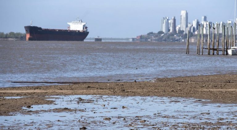 En plena cosecha gruesa, vuelve a preocupar la bajante del río Paraná En plena cosecha gruesa, vuelve a preocupar la bajante del río Paraná