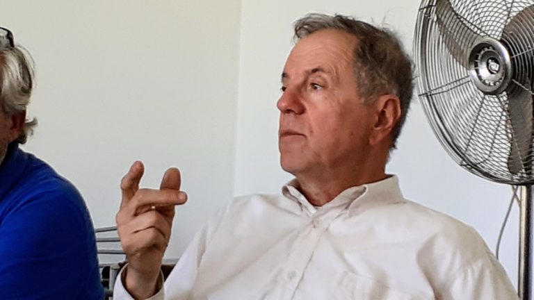 Video con Daniel León: Aprender a Observar los Pensamientos a medida que fluyen Video con Daniel León: Aprender a Observar los Pensamientos a medida que fluyen