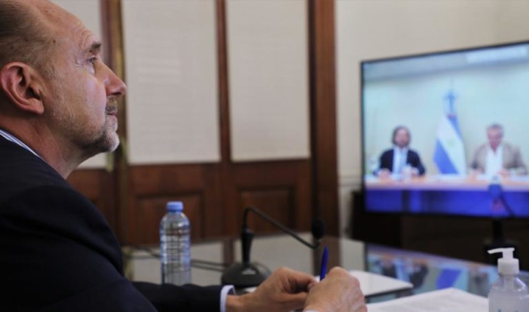 Perotti: Santa Fe no permite la caminata recreativa de una hora y sigue la cuarentena sin cambios Perotti: Santa Fe no permite la caminata recreativa de una hora y sigue la cuarentena sin cambios