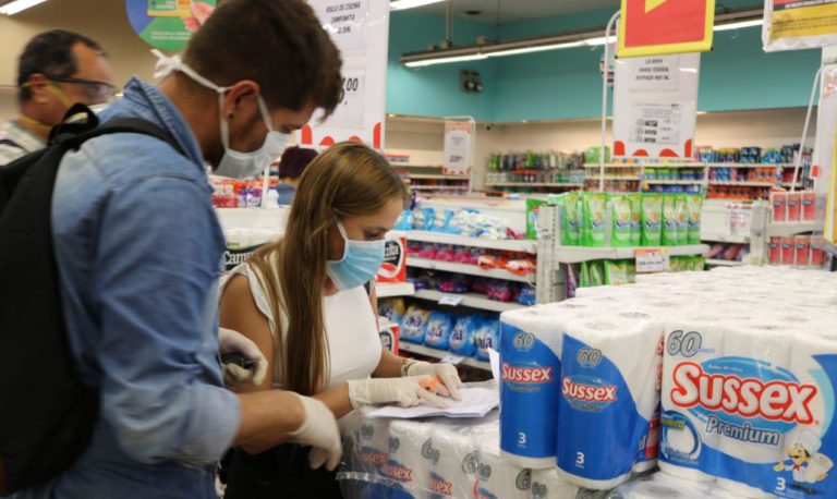 Rosario entra el lunes 11 en nueva etapa: horarios, zonas y cómo funcionará la ciudad rubro por rubro Rosario entra el lunes 11 en nueva etapa: horarios, zonas y cómo funcionará la ciudad rubro por rubro