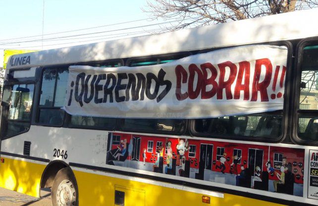 No habrá transporte de pasajeros en el interior del país afirma la Unión Tranviarios Automotor (UTA) No habrá transporte de pasajeros en el interior del país afirma la Unión Tranviarios Automotor (UTA)