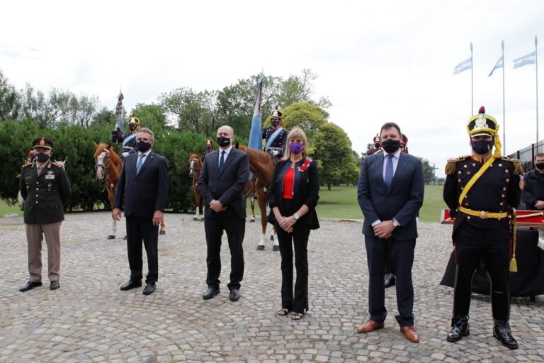 San Lorenzo conmemoró el 208º aniversario del histórico Combate de San Martín y sus Granaderos San Lorenzo conmemoró el 208º aniversario del histórico Combate de San Martín y sus Granaderos