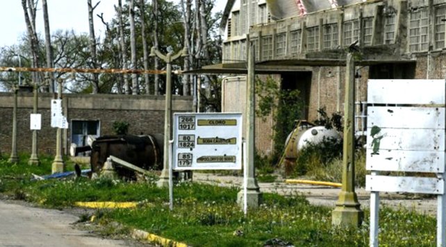 Imputan al dueño de Petroquímica Capitán Bermúdez por grave daño ambiental Imputan al dueño de Petroquímica Capitán Bermúdez por grave daño ambiental