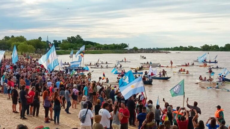 Organizan una travesía náutica contra la profundización del río y su reprivatización